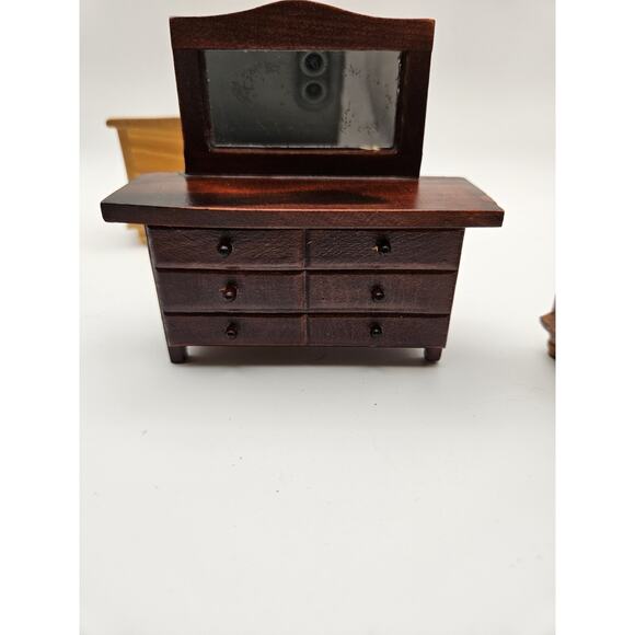 Miniature Dollhouse Furniture Set - Brown and Tan - Picture 4 of 6